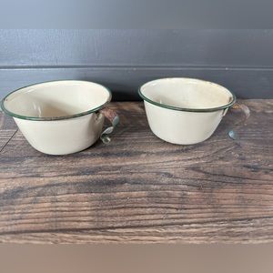 Vintage enamelware cups/soup bowls